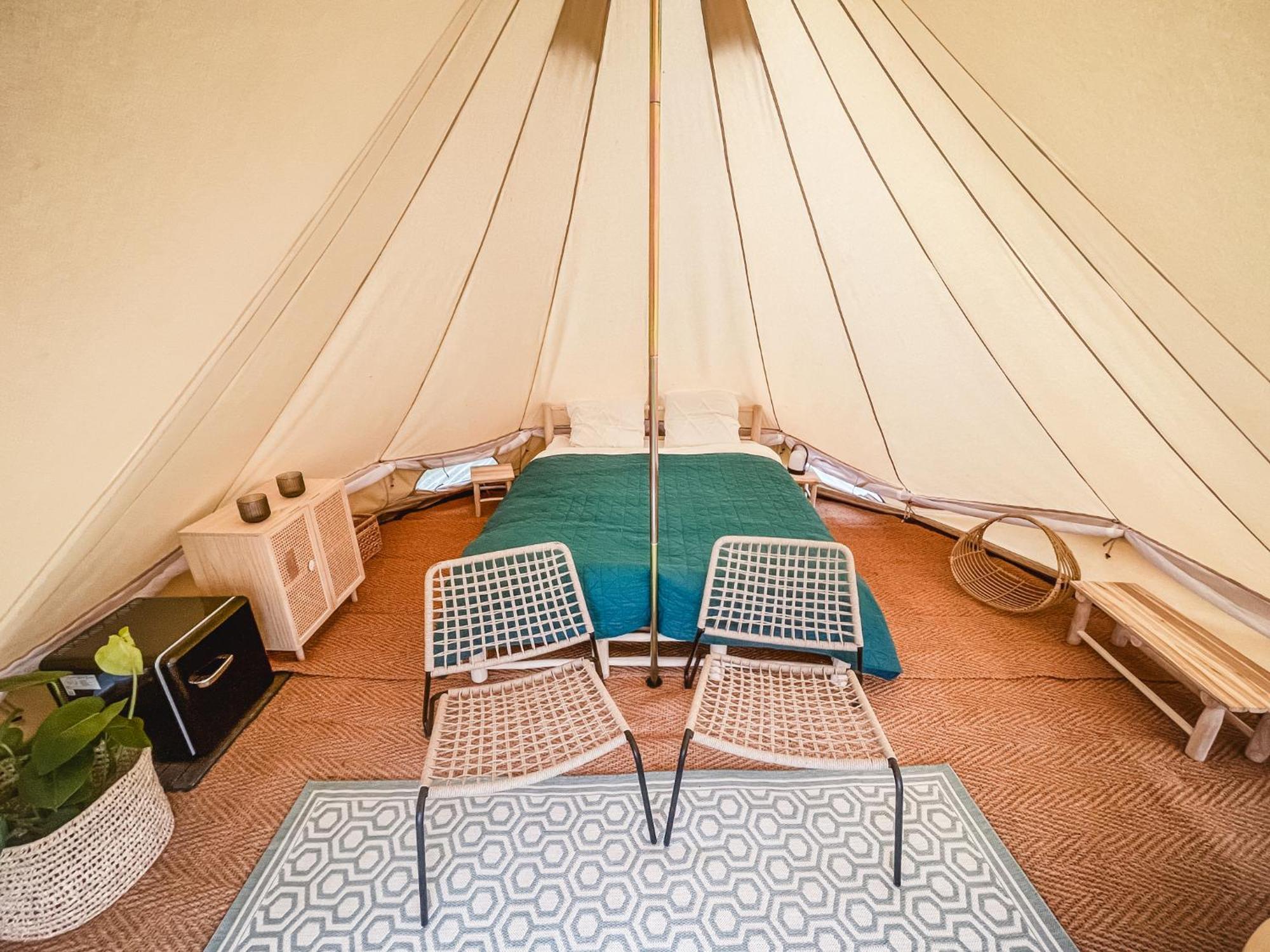Strandbad Mit Herberge, & Glamping *