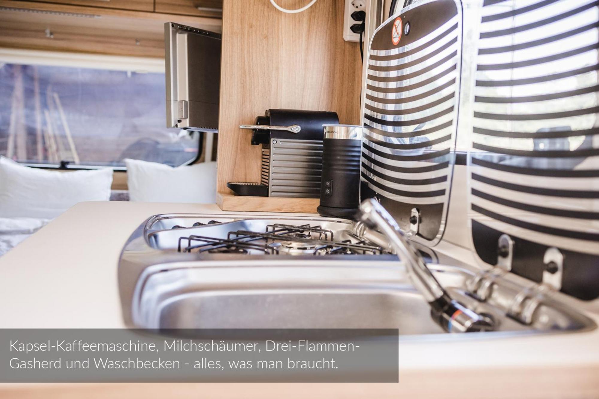 Strandbad Mit Herberge, & Glamping Albergue *