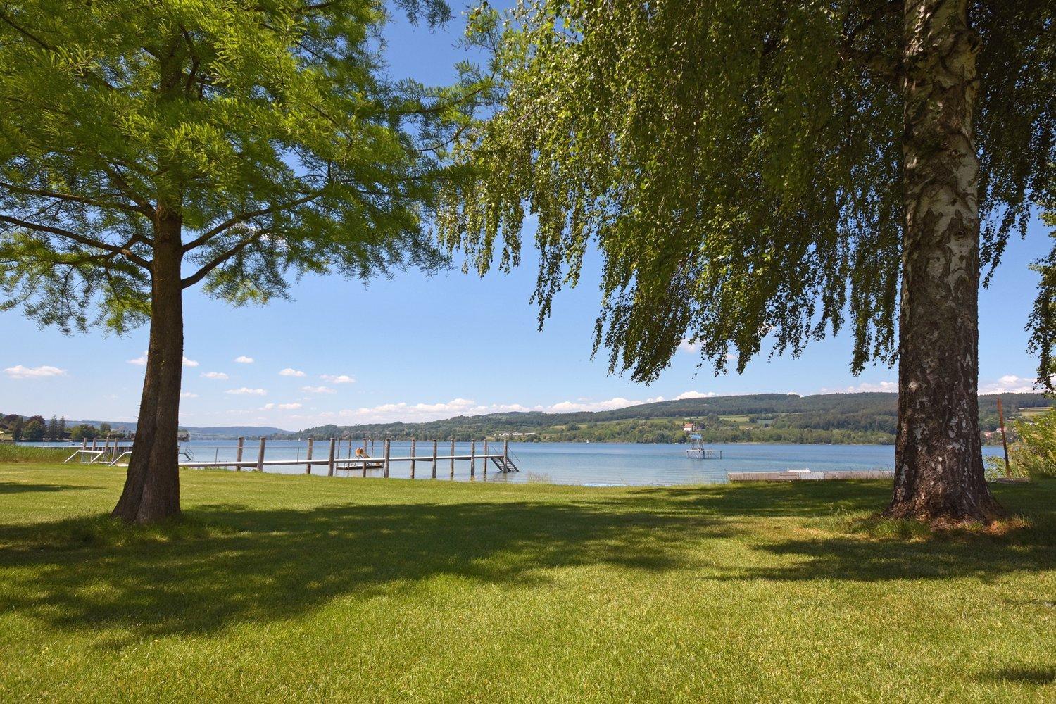 Strandbad Mit Herberge, & Glamping Albergue